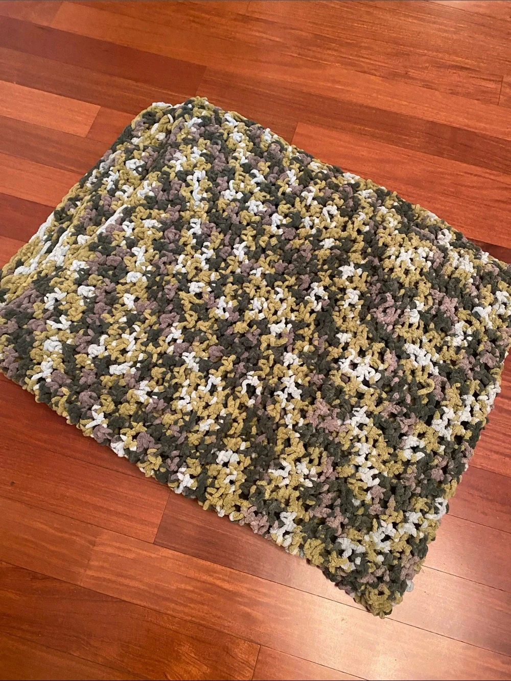 Handmade Multicolor Soft Crochet Throw Beautiful Color Olive, Cream Green 41x57